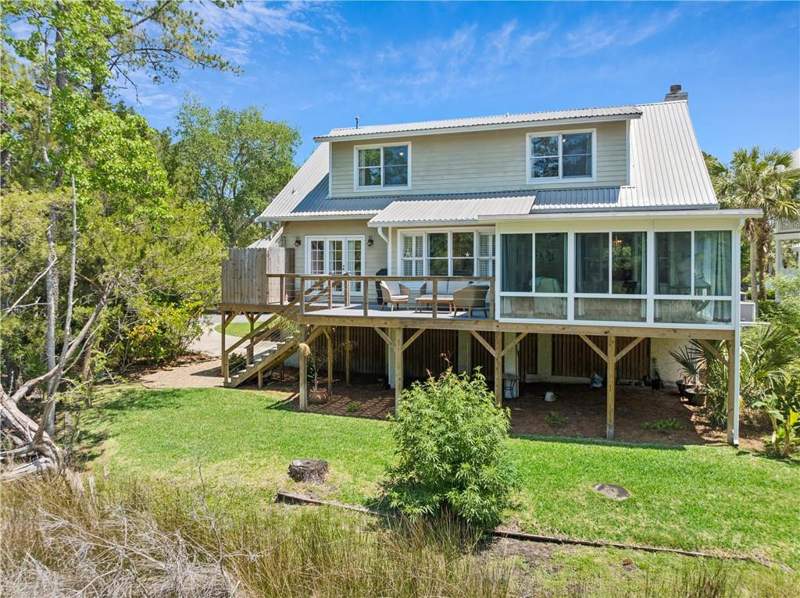 3 bedroom Single Family Residence at 102 Sunbury Court, Sunbury Court, St. Simons Island — photo 5
