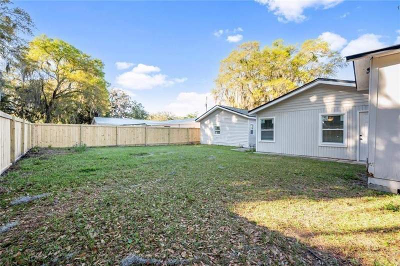4 bedroom Single Family Residence at 920 Johnston Street, Dixville, Brunswick — photo 3