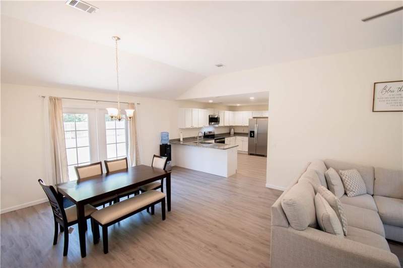 3 bedroom Single Family Residence at 727 Bluff Road, Linden Bluff Acres, Jesup — photo 4
