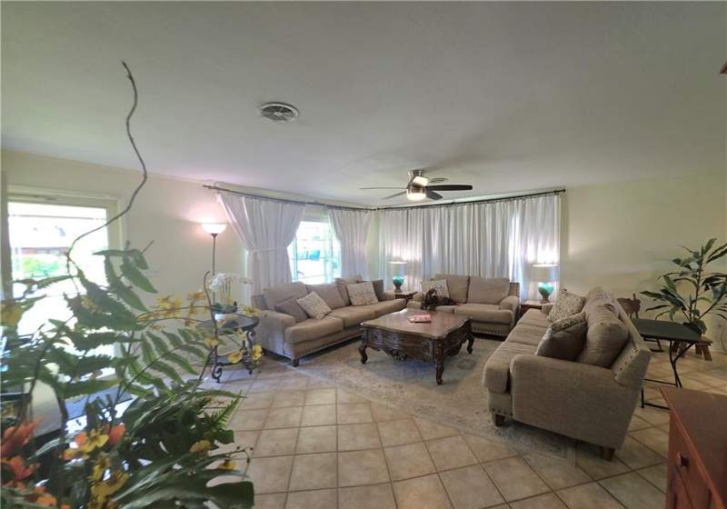 4 bedroom Single Family Residence at 3403 Trout Street, Demere Hammock, Brunswick — photo 2
