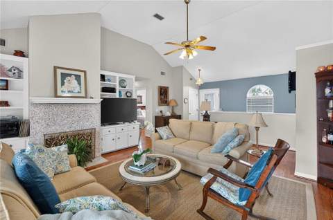 105 Thompson Cove, St. Simons Island GA - photo 7 of 43