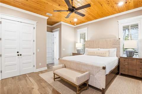 1136 Peachtree Street, St. Simons Island GA - photo 13 of 55