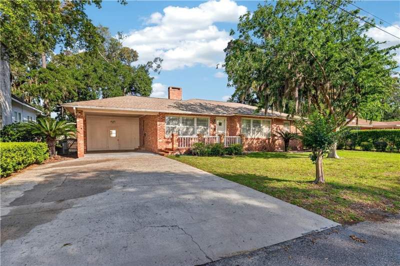 3 bedroom Single Family Residence at 629 Neptune Way, Park View, St. Simons Island — photo 2