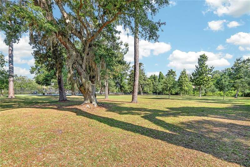 3 bedroom Single Family Residence at 629 Neptune Way, Park View, St. Simons Island — photo 4