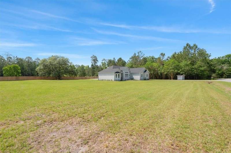 3 bedroom Single Family Residence at 2657 Horseshoe Cove, No Recorded Subdivision, Waverly — photo 5