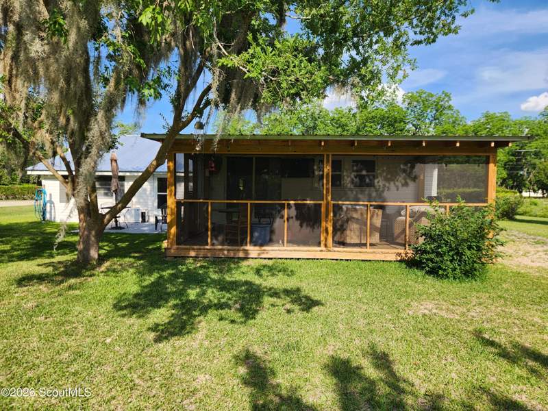 3 bedroom Single Family Residence at 327 Anita Street, No Recorded Subdivision, Waycross — photo 4