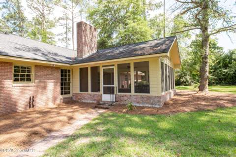 1075 Wildwood Road, Waycross GA - photo 12 of 49