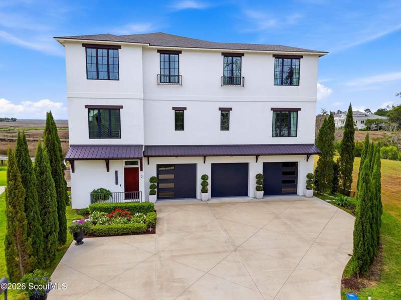 4 bedroom Single Family Residence at 21 Atlantic Point Drive, Atlantic Point, St. Simons Island — photo 2