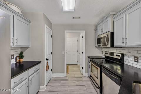175 Wellington Place, Brunswick GA - photo 10 of 37