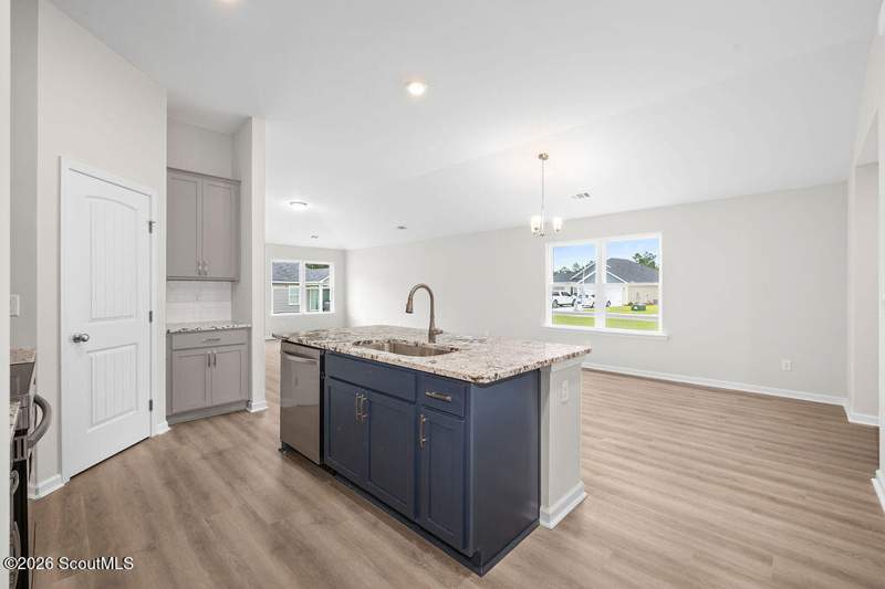 4 bedroom Single Family Residence at 11001 Woodland Trail, Woodland Cove, Brunswick — photo 5