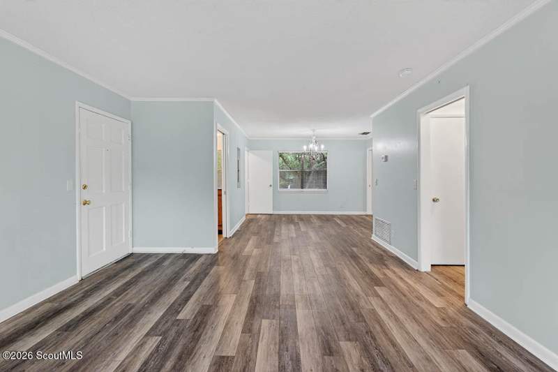 2 bedroom Condominium at 800 Mallery Street, Village Green Condos, St. Simons Island — photo 3