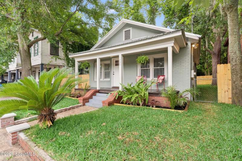 2 bedroom Single Family Residence at 1720 Albany Street, Town Commons, Brunswick — photo 3