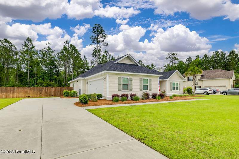 3 bedroom Single Family Residence at 122 Belmont Circle, Carriage Gate Plantation, Brunswick — photo 4