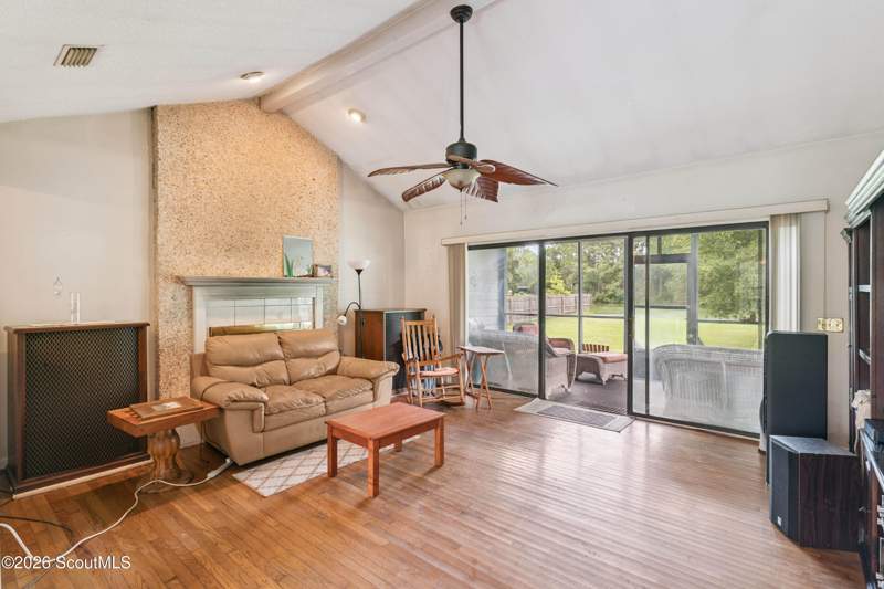 3 bedroom Single Family Residence at 205 Twin Lakes Drive, Twin Lakes, Brunswick — photo 5