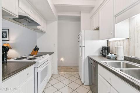204 Olive Way, St. Simons Island GA - photo 13 of 33