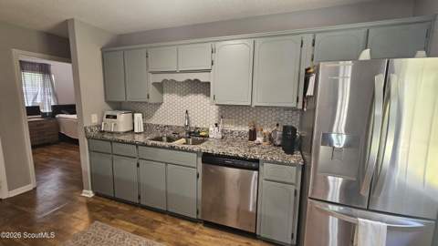 111 Glynn Marsh Circle, Brunswick GA - photo 7 of 19