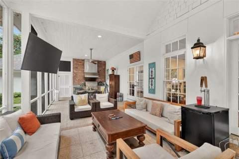 203 Merion Street, St. Simons Island GA - photo 8 of 62
