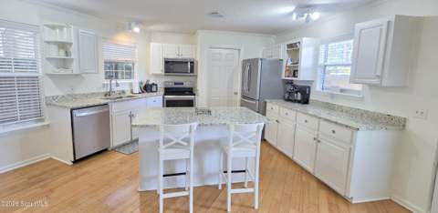 198 Pine Street, St. Simons Island GA - photo 11 of 28