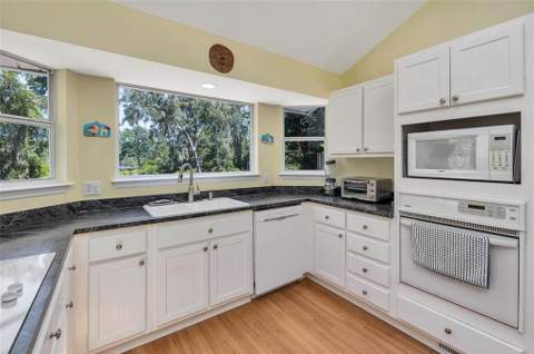 123 Plemmons Drive, St. Simons Island GA - photo 7 of 27