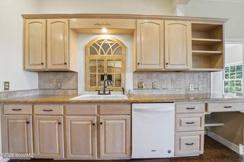 112 Jones Creek Drive, St. Simons Island GA - photo 20 of 69