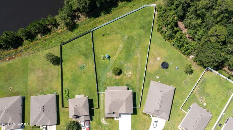 6 bedroom Single Family Residence at 118 Walnut Way, Lake Victoria, Kingsland — photo 5