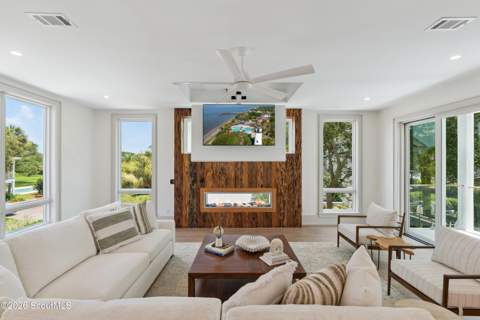 4217 Fourth Street, St. Simons Island GA - photo 10 of 80