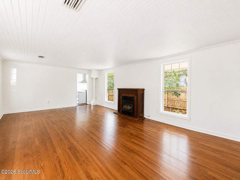 2 bedroom Single Family Residence at 232 Broadway Street, St. Simons Heights, St. Simons Island — photo 4