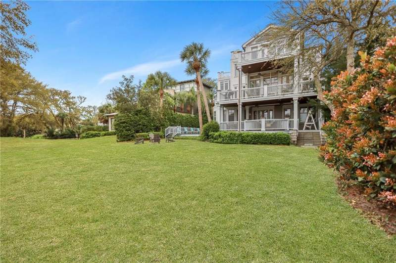 6 bedroom Single Family Residence at 1909 Dixon Lane, East Beach, St. Simons Island — photo 3