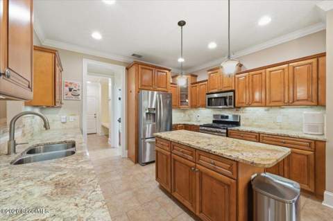115 Madeira Drive, Brunswick GA - photo 16 of 57