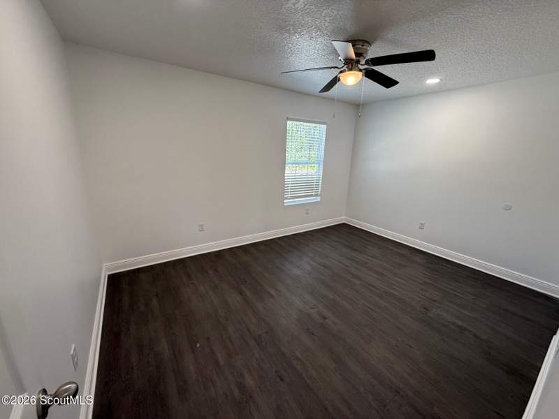 4 bedroom Single Family Residence at 5471 Old Waynesville Road, Hawk's Landing, Waynesville — photo 4