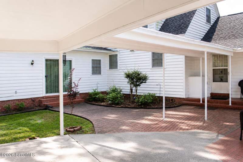 3 bedroom Single Family Residence at 713 Magnolia Drive, No Recorded Subdivision, Waycross — photo 5