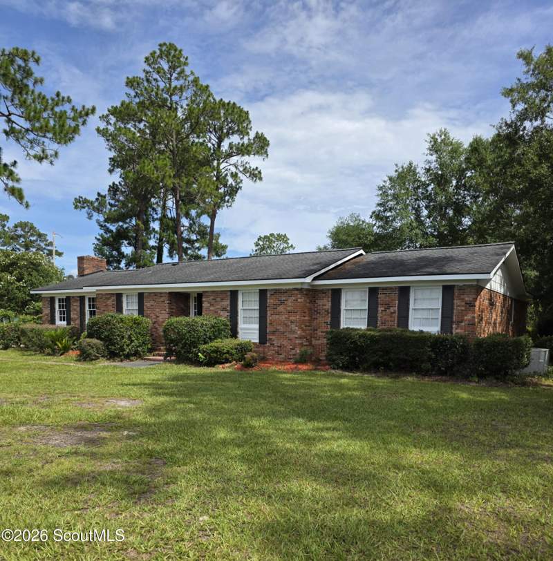 3 bedroom Single Family Residence at 3153 Southwood Drive, No Recorded Subdivision, Waycross — photo 2
