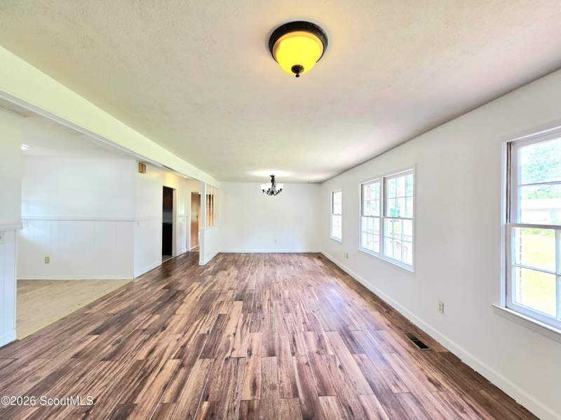 3 bedroom Single Family Residence at 3153 Southwood Drive, No Recorded Subdivision, Waycross — photo 5