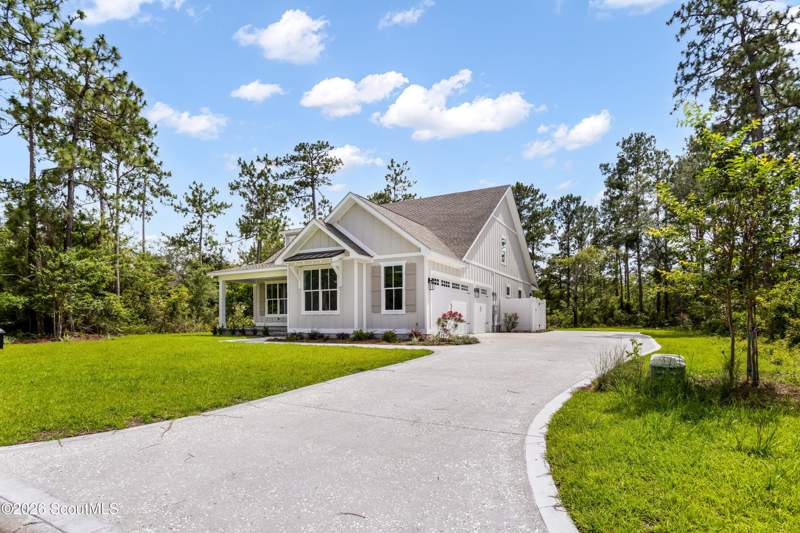 4 bedroom Single Family Residence at 186 Blue Heron Trail, Sanctuary Cove, Waverly — photo 2