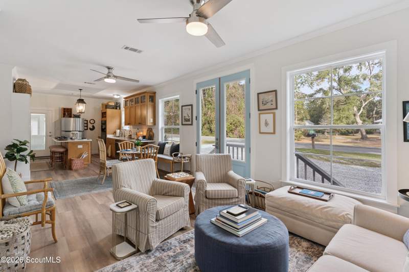 2 bedroom Single Family Residence at 1076 Blue N Hall Road, No Recorded Subdivision, Darien — photo 4