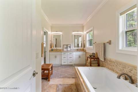 1201 Green Swamp Road, Brunswick GA - photo 14 of 66