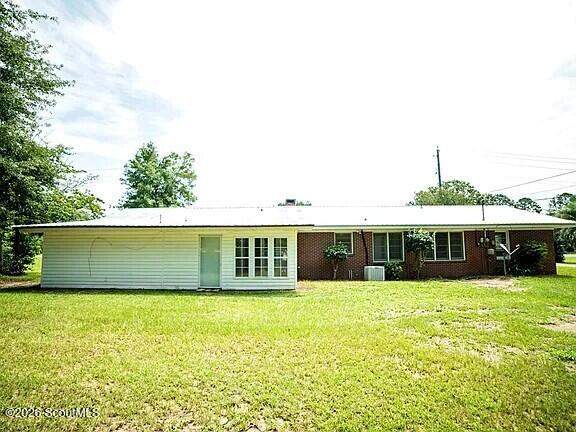 3 bedroom Single Family Residence at 695 Lanes Bridge Road, No Recorded Subdivision, Jesup — photo 3