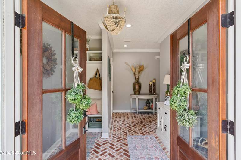 4 bedroom Single Family Residence at 1034 Captains Cv Way, Captain's Cove, St. Simons Island — photo 3