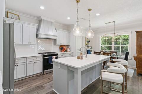 1034 Captains Cv Way, St. Simons Island GA - photo 8 of 33