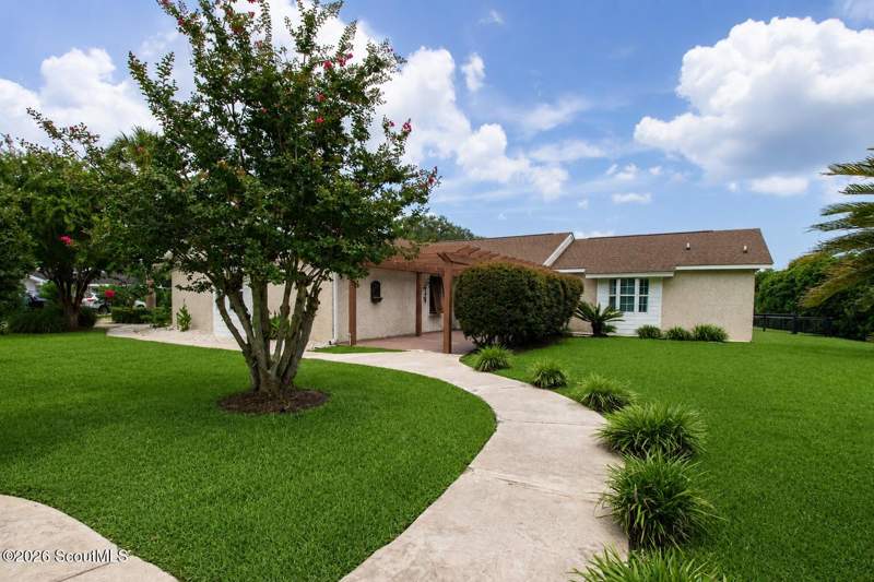 4 bedroom Single Family Residence at 129 Thornhill Drive, Windward Acres, Brunswick — photo 2