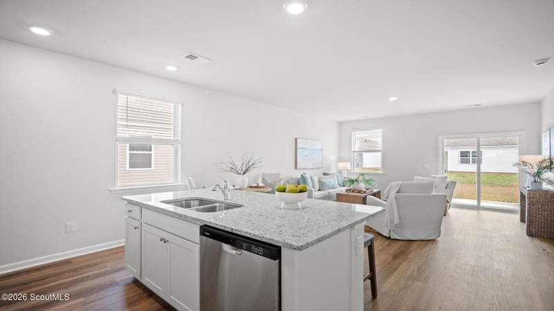 3 bedroom Single Family Residence at 1075 Lakes Boulevard, The Lakes at North Glynn, Brunswick — photo 4