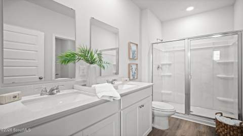 1075 Lakes Boulevard, Brunswick GA - photo 15 of 38