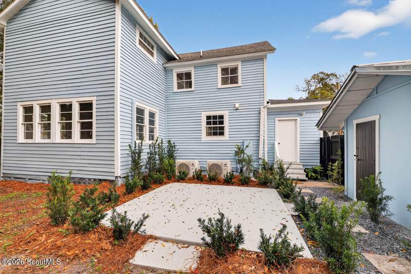 3 bedroom Single Family Residence at 400 Dartmouth Street, Old Town, Brunswick — photo 4