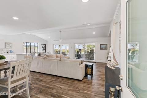 437 Mimosa Drive, St. Simons Island GA - photo 16 of 41