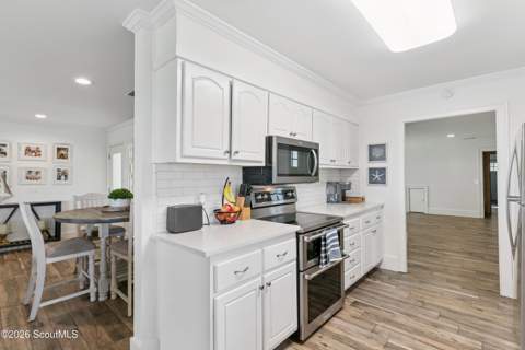 437 Mimosa Drive, St. Simons Island GA - photo 17 of 41