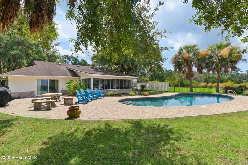 3 bedroom Single Family Residence at 437 Mimosa Drive, West Point, St. Simons Island — photo 4