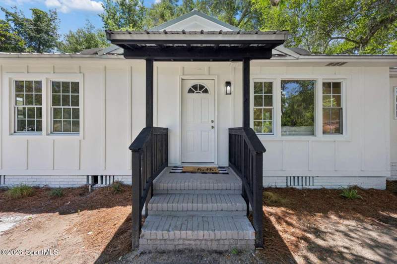 3 bedroom Single Family Residence at 800 P Street, New Town, Brunswick — photo 2