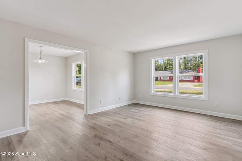 4 bedroom Single Family Residence at 235 Enterprise Street, Fairway Oaks, Brunswick — photo 4