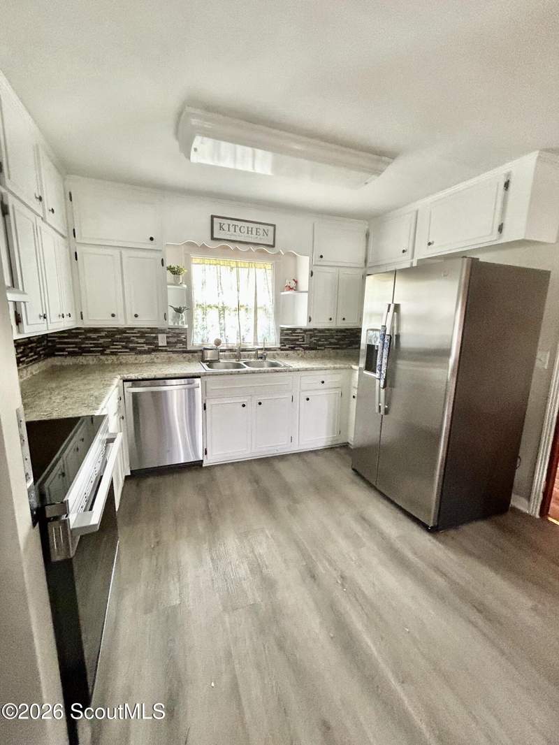 3 bedroom Single Family Residence at 1715 City Boulevard, No Recorded Subdivision, Waycross — photo 5