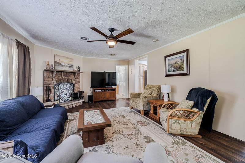 3 bedroom Single Family Residence at 1167 Pine Lake Loop, Eulonia Lake Estate, Townsend — photo 5